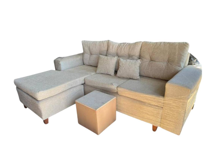 Sofa Equinero En Chenille Y Pana Con Almohadones